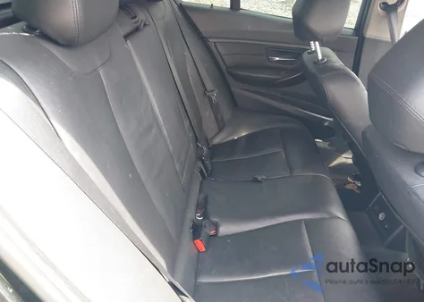 2013 BMW 328I xDrive z USA, uszkodzony, nr VIN WBA3B5C53DF591002